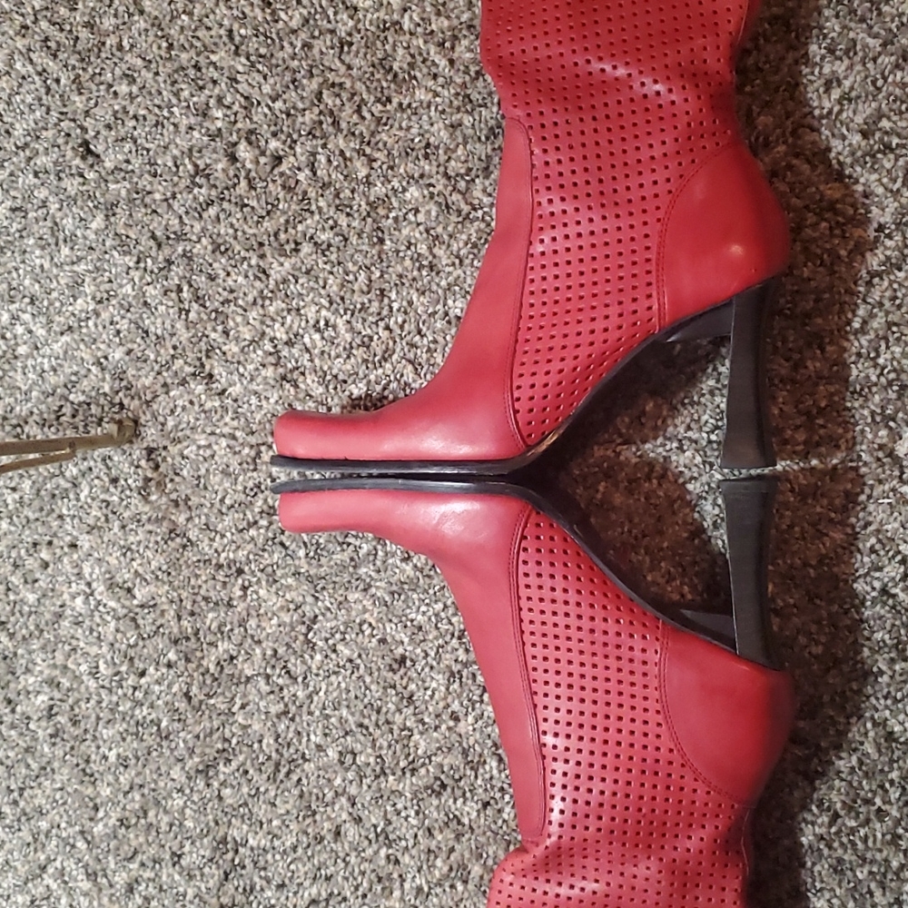 Red Vintage